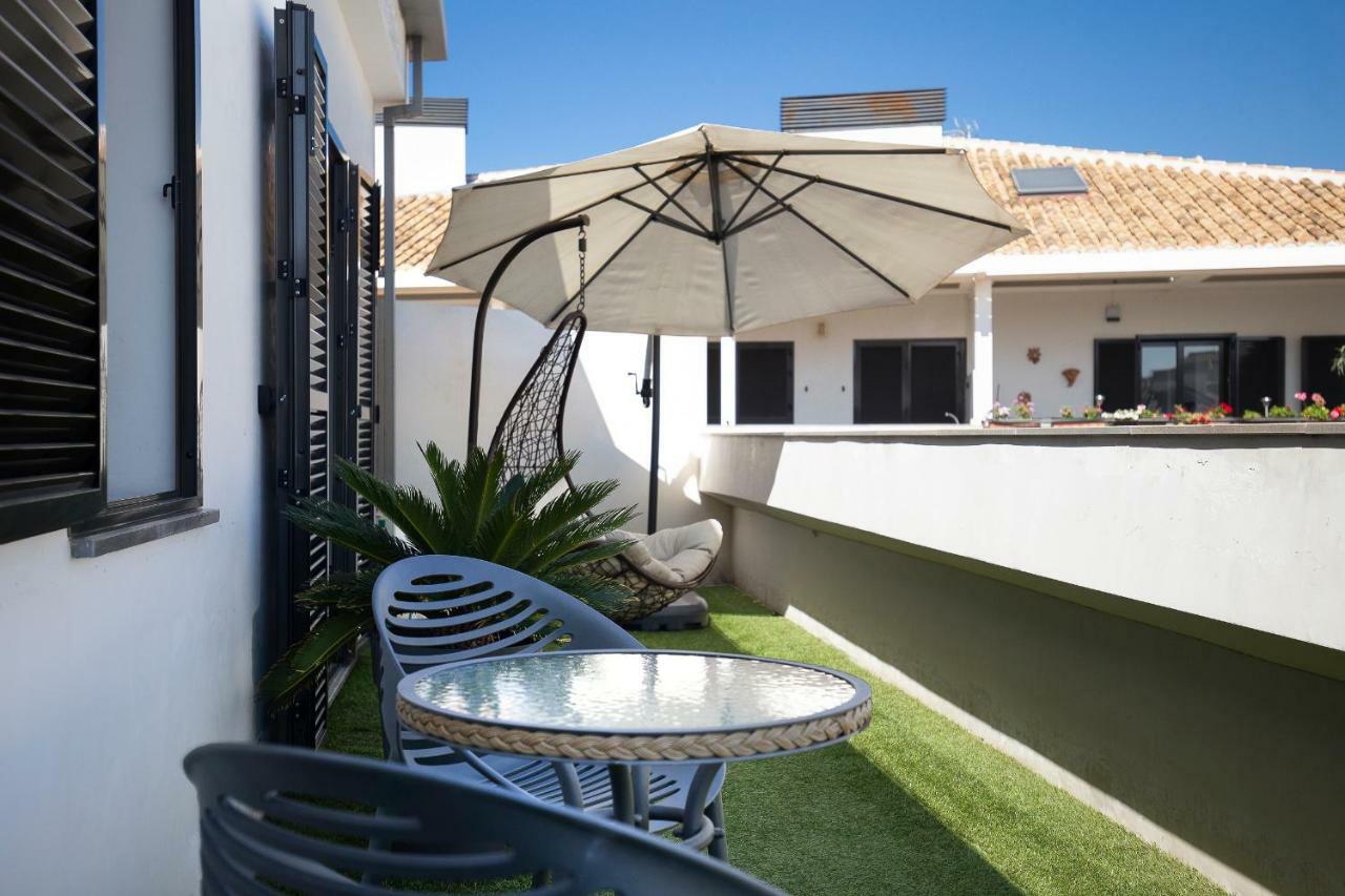 Apartamento Atico Real Suites Granada Exterior photo